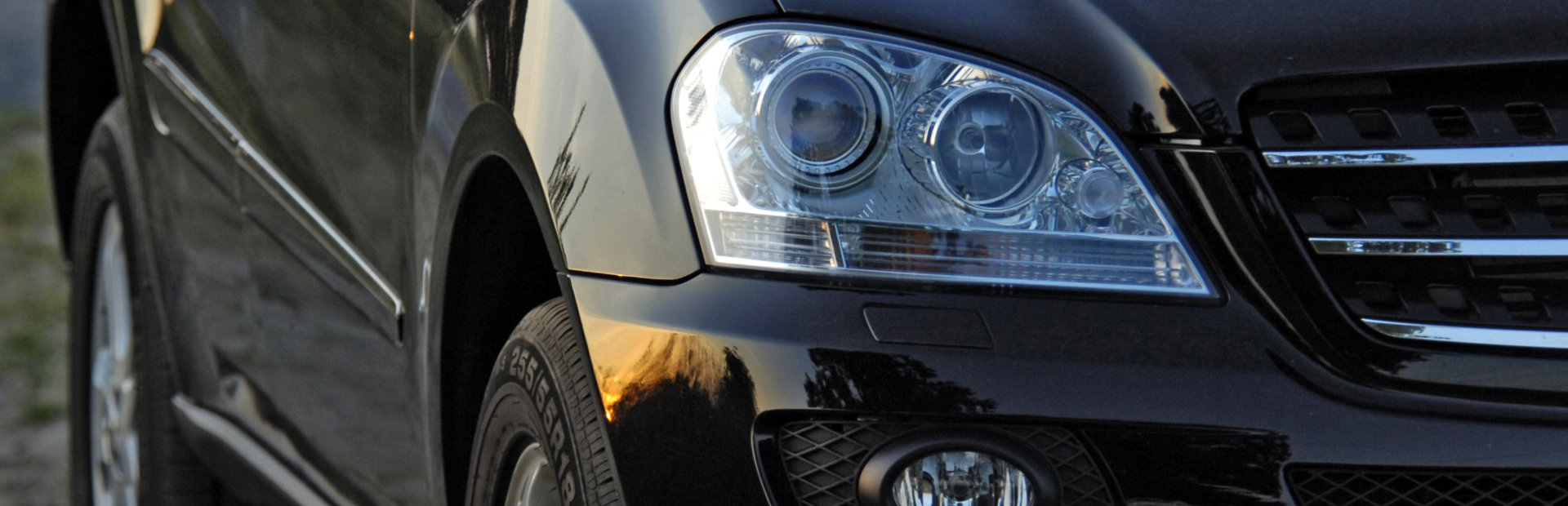 head light of a car